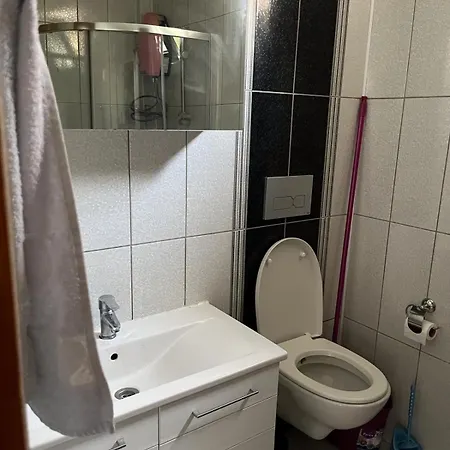 Merkezde 2 Yatak Odali Lägenhet